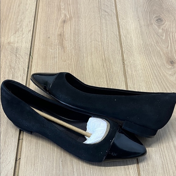 Rockport Black Patent Toe Women's Loafers - Picture 1 of 7
